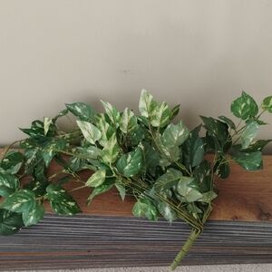 Artificial Greenery Spray